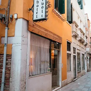 ** Hotel Tivoli Italy