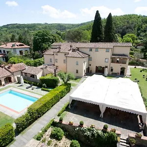**** Hotel Relais Torre Santa Flora Italy